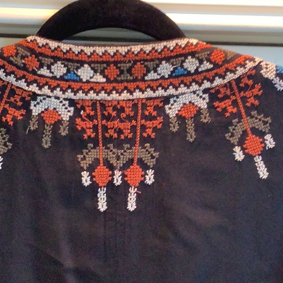 Cute Embroidered Kimono Style Open Top. Black with mixed oranges and pockets - Picture 5 of 8